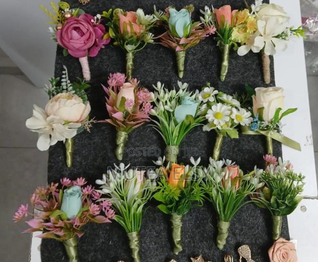 Red,White Pink Purple Boutonnieres - thumbnail 3