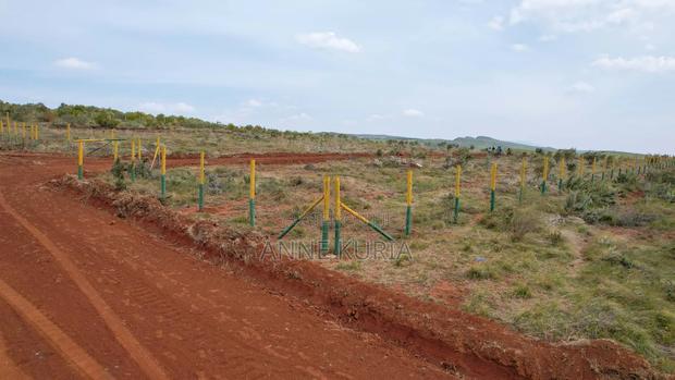 Kikuyu Nachu Plots 50*100 at Inclusive - thumbnail 3