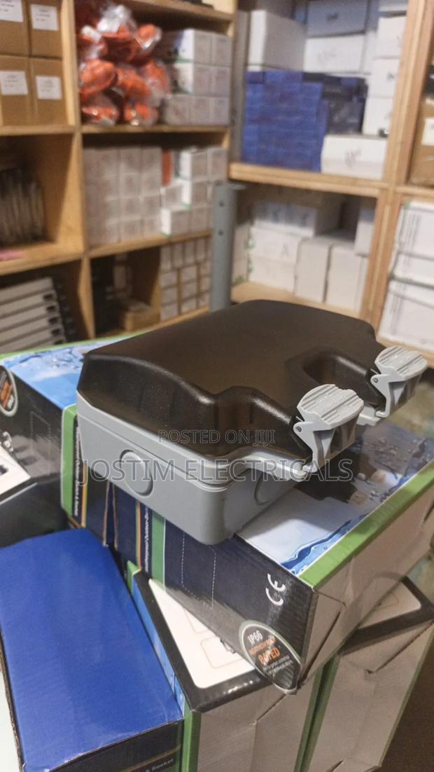 Twin Socket Waterproof - thumbnail 2