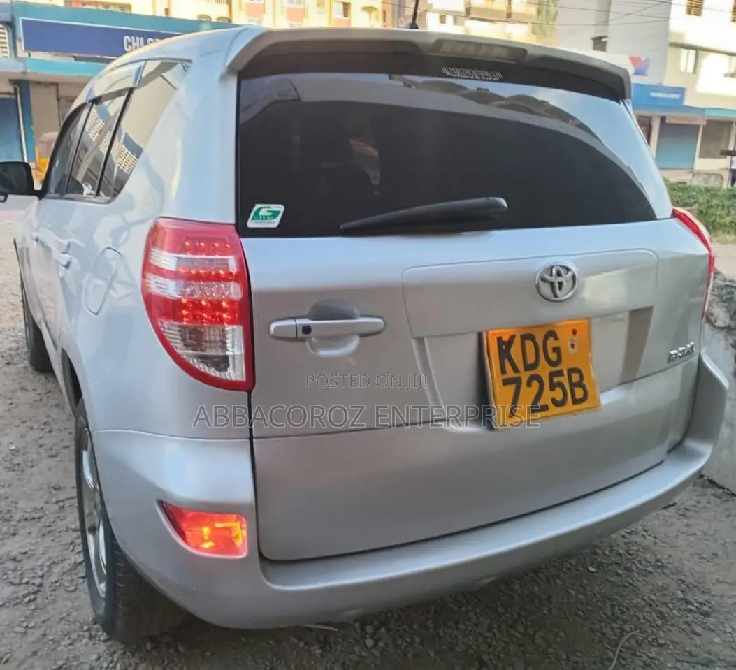 Toyota RAV4 2014 Silver