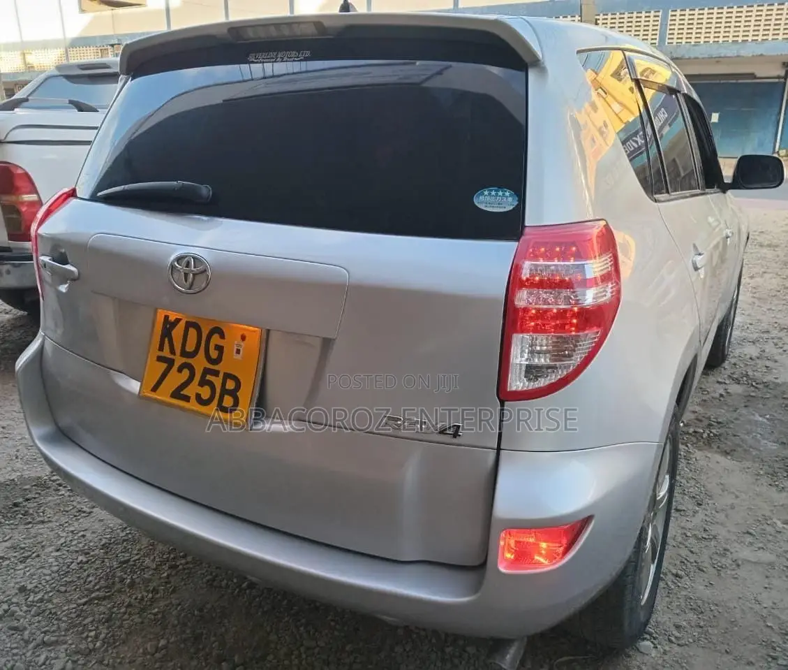 Toyota RAV4 2014 Silver