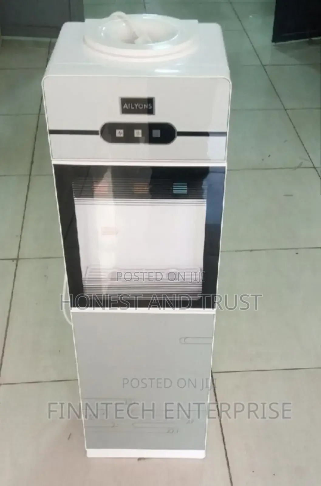 Water Dispenser