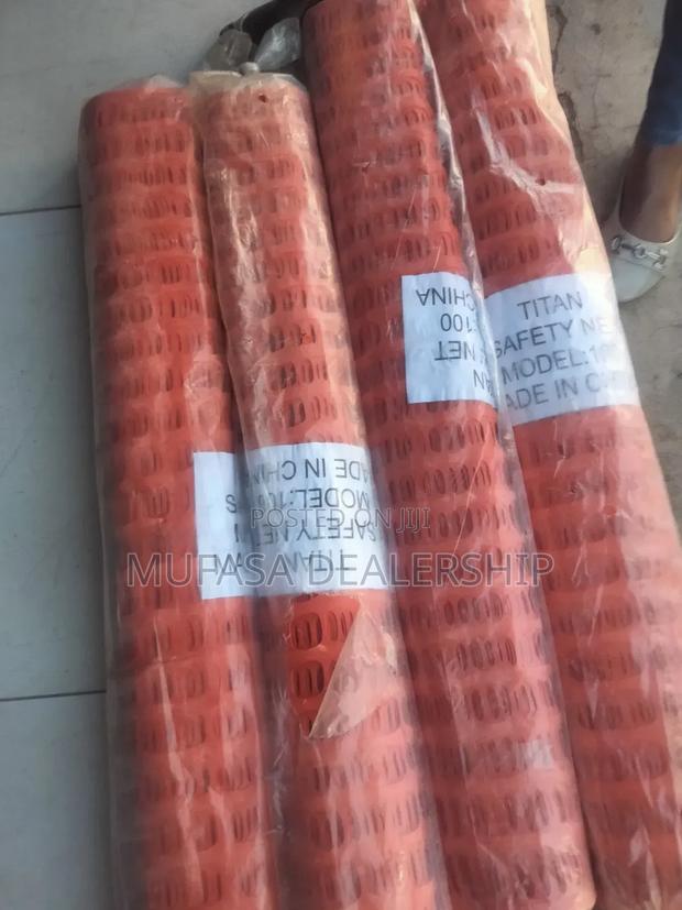High Quality Orange Barrier Fence - main view