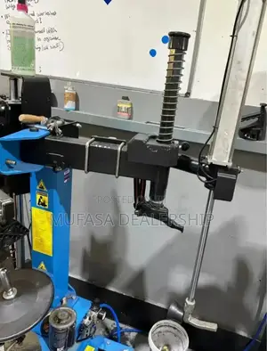 Tyre Changing Machine (Single Arm)