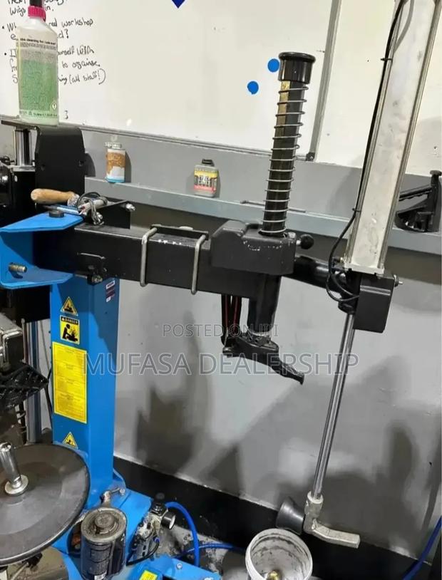Tyre Changing Machine (Single Arm) - thumbnail 4