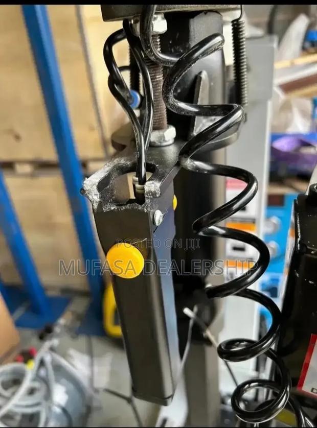 Tire/Wheel Changer Machine T - thumbnail 3