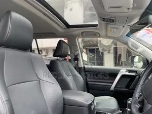 Toyota Land Cruiser Prado 2.7 2018 Matt Black