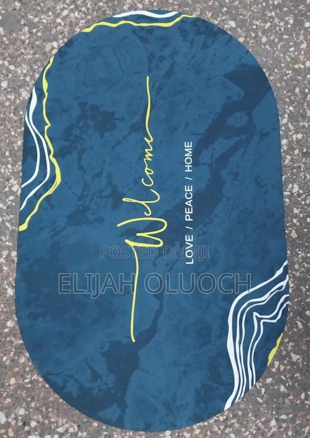 Oval Rubber Antslip Bathroom Mats - thumbnail 2