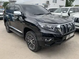 Toyota Land Cruiser Prado 2.8 2017 Black