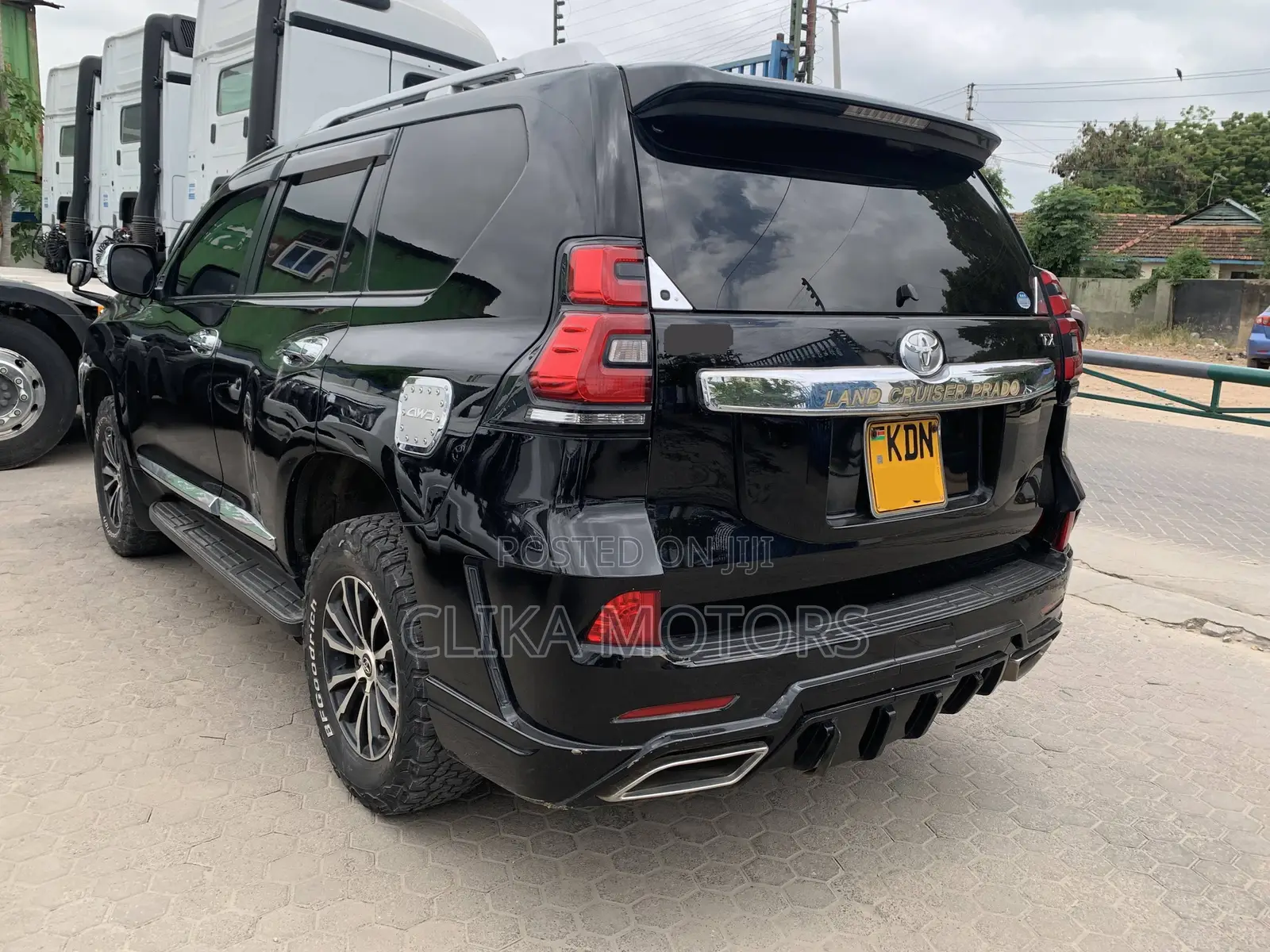 Toyota Land Cruiser Prado 2.8 2017 Black