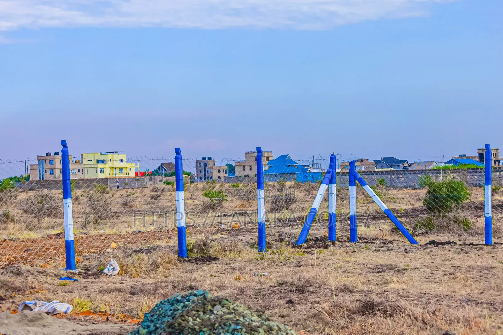 Cheap Plots in Silicon Valley Kamakis ^Ma