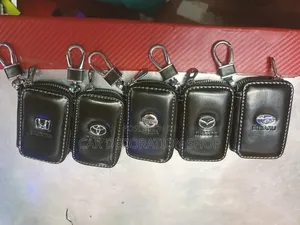 Honda,Mazda,Nissan,Toyota,Subaru Leather Key Zip Pocket