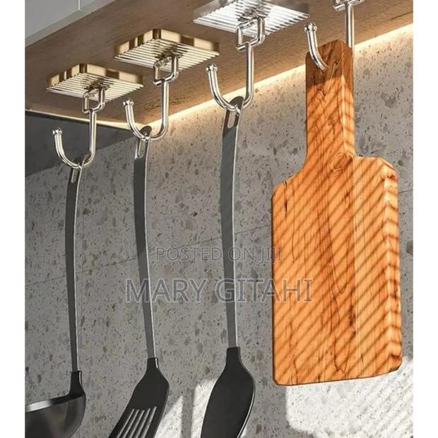 10 Pc Pack Acrylic Seamless Sticky Hook ** - main view