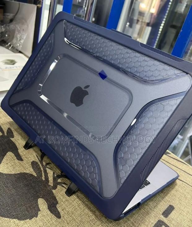 Uniques Macbook Hardcase Covers for 2016 to 2022 - main view