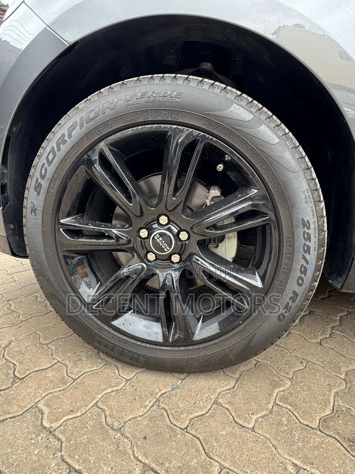 Land Rover Range Rover Velar 2018 Gray