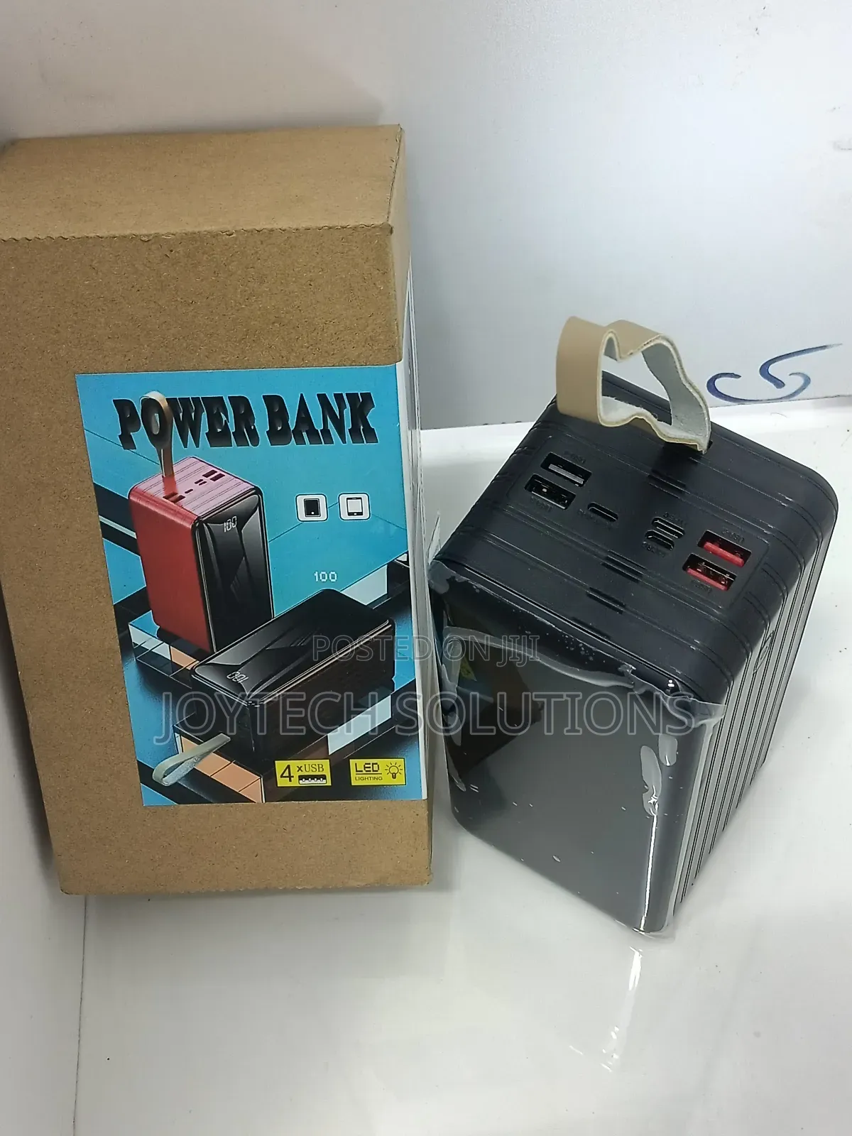 High Quality Power Bank With 4 Charging Ports and Type -C.