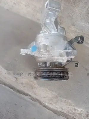 Subaru Forester Sj Fb 20 Engine Air Con Pump