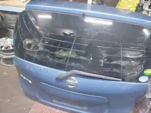 Nissan Note E12 Tailgate Boot