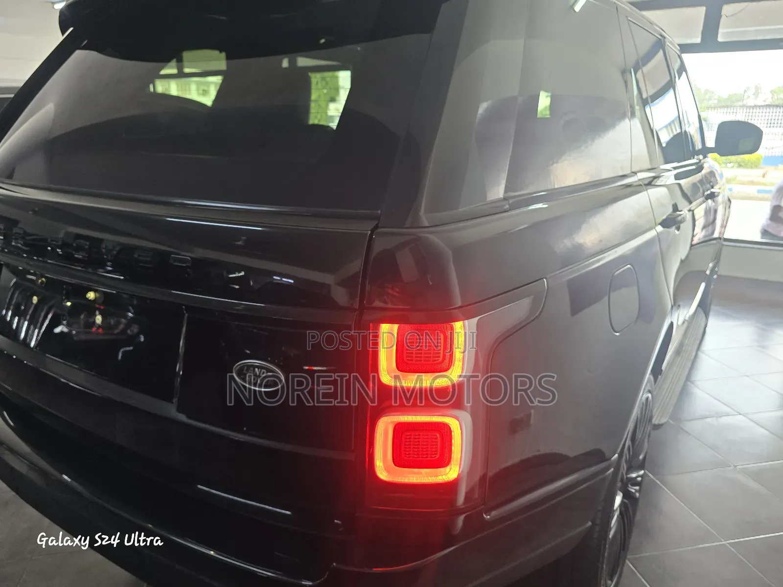 Land Rover Range Rover Vogue 2018 Matt Black