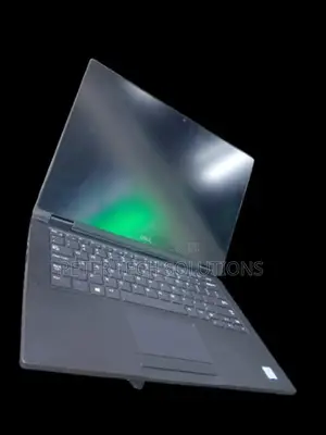 Laptop Dell Latitude 7390 8GB Intel Core I5 SSD 256GB