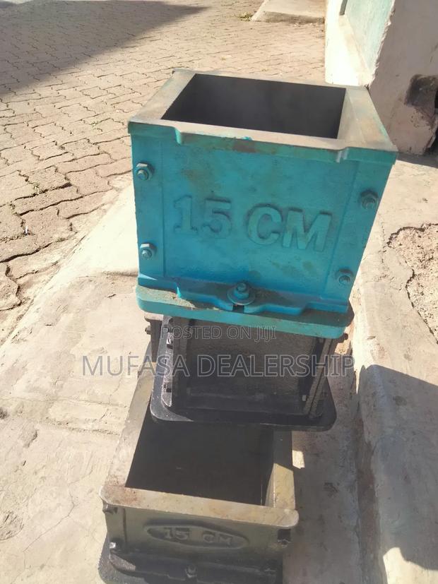 Test Cube Moulds(Construction) - main view