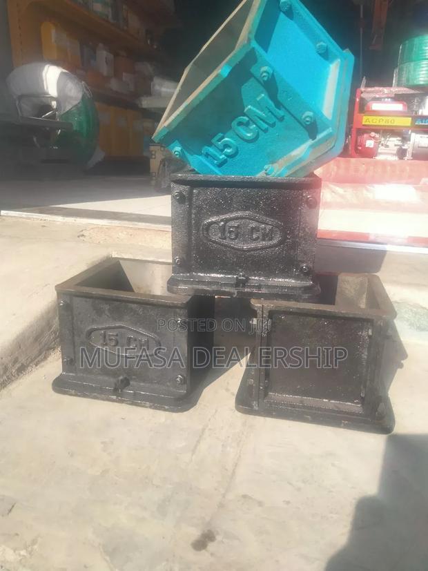 Test Cube Moulds(Construction) - thumbnail 3