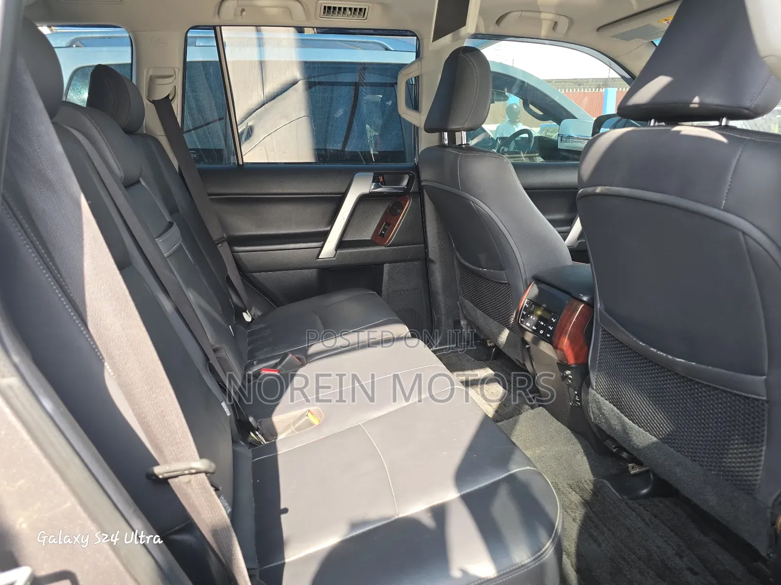 Toyota Land Cruiser Prado 2017 Gray