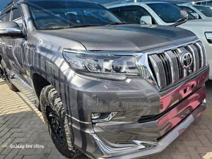 Toyota Land Cruiser Prado 2017 Gray