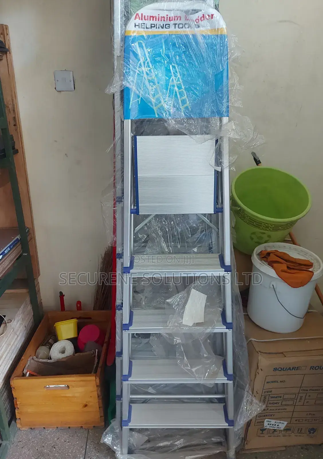 Foldable Aluminum Ladder – 5 Steps