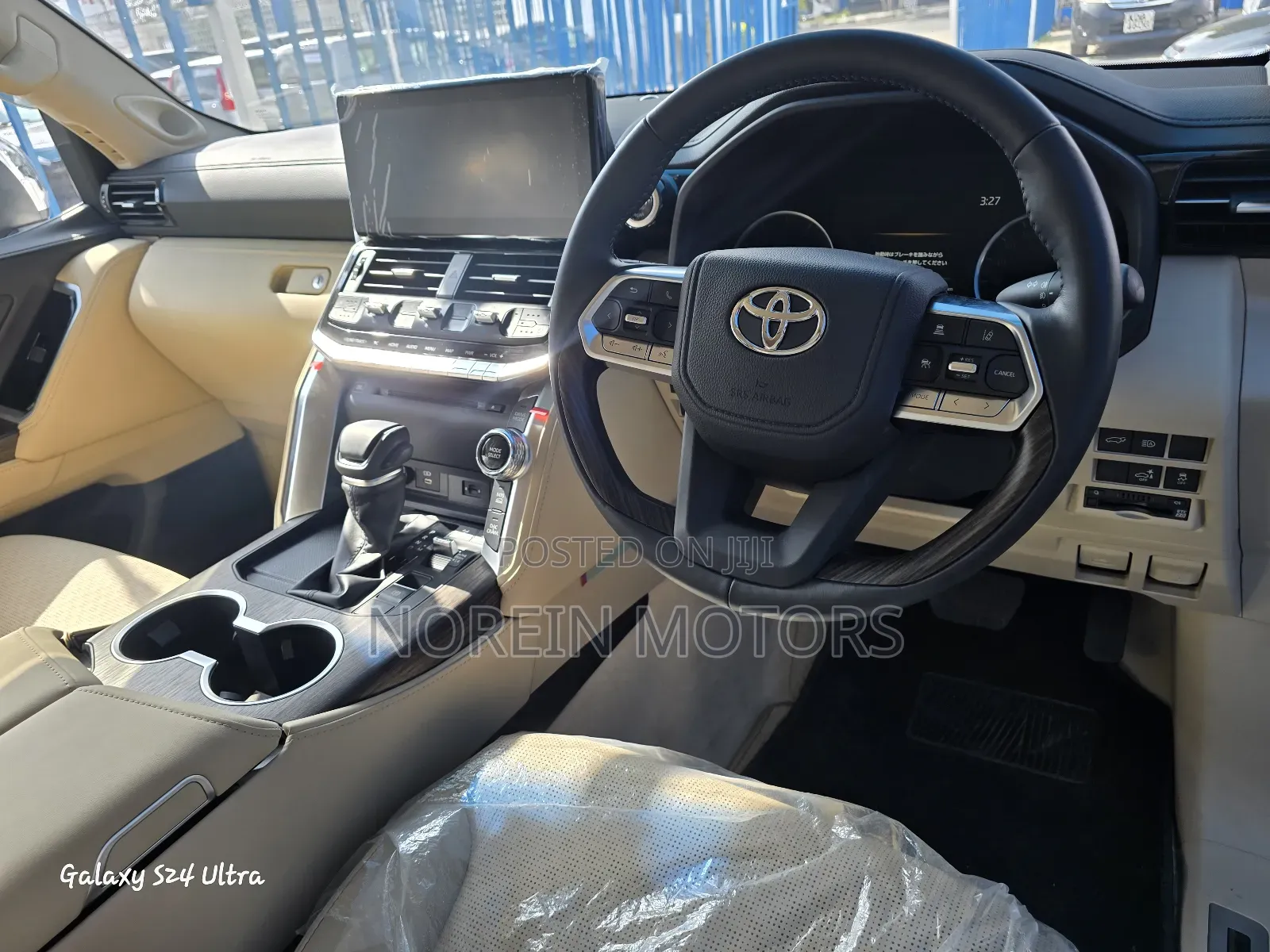 New Toyota Land Cruiser 2023 Off white