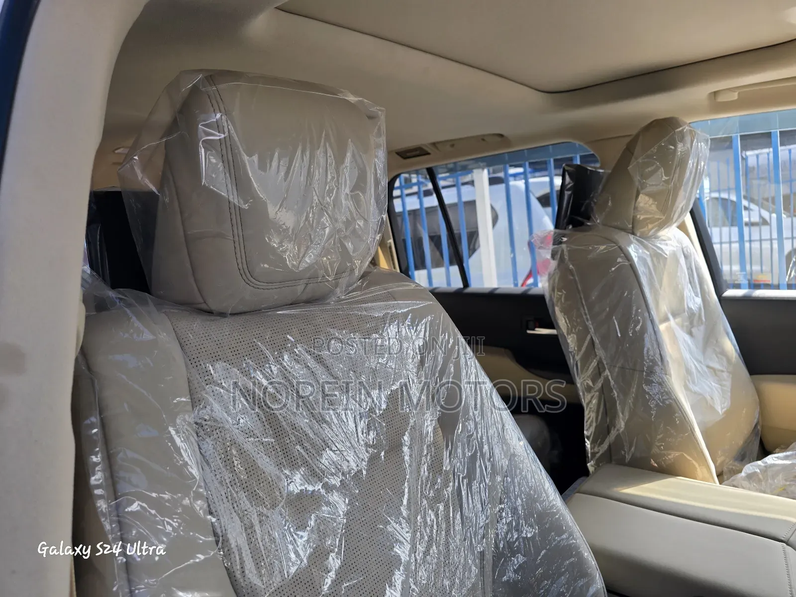 New Toyota Land Cruiser 2023 Off white