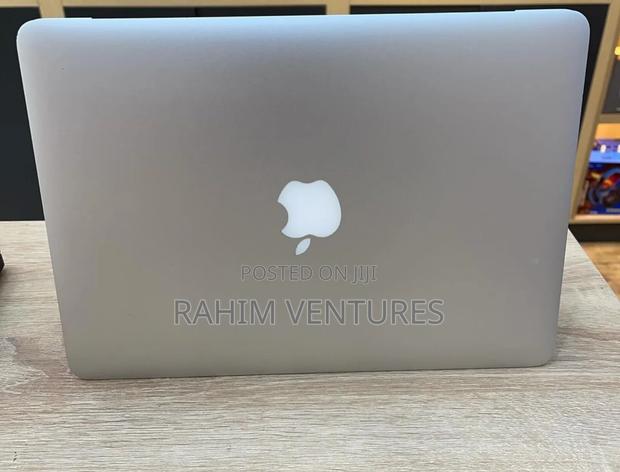 Laptop Apple MacBook Pro 2015 16GB Intel Core i7 SSD 256GB - thumbnail 3