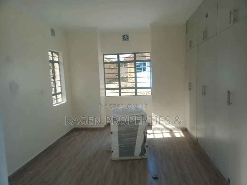 3bdrm Bungalow in Kitengela for sale