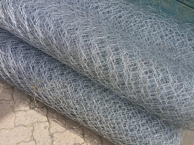 Triple Twised Chainlink Fence - thumbnail 3