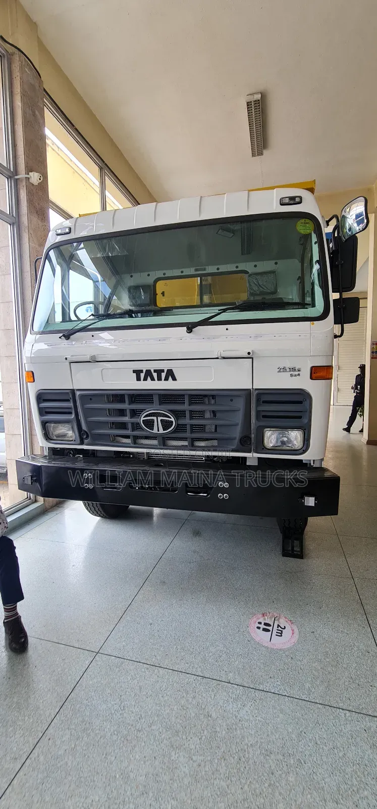 Tata LPK 2516