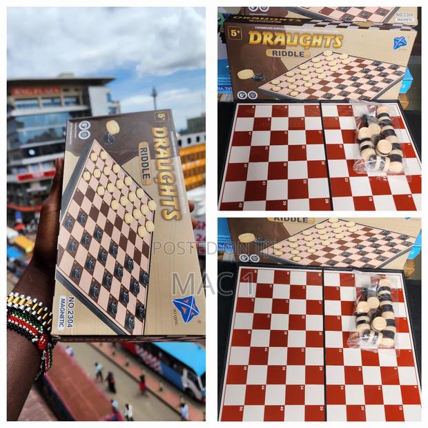 Draught Board Checkers Game - main view