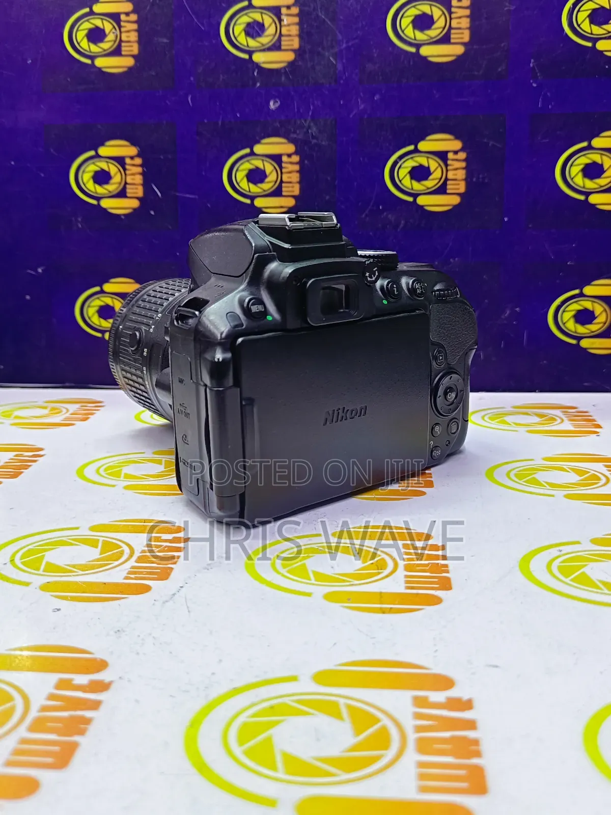 Nikon D5300 With Flip Screen and Wifi