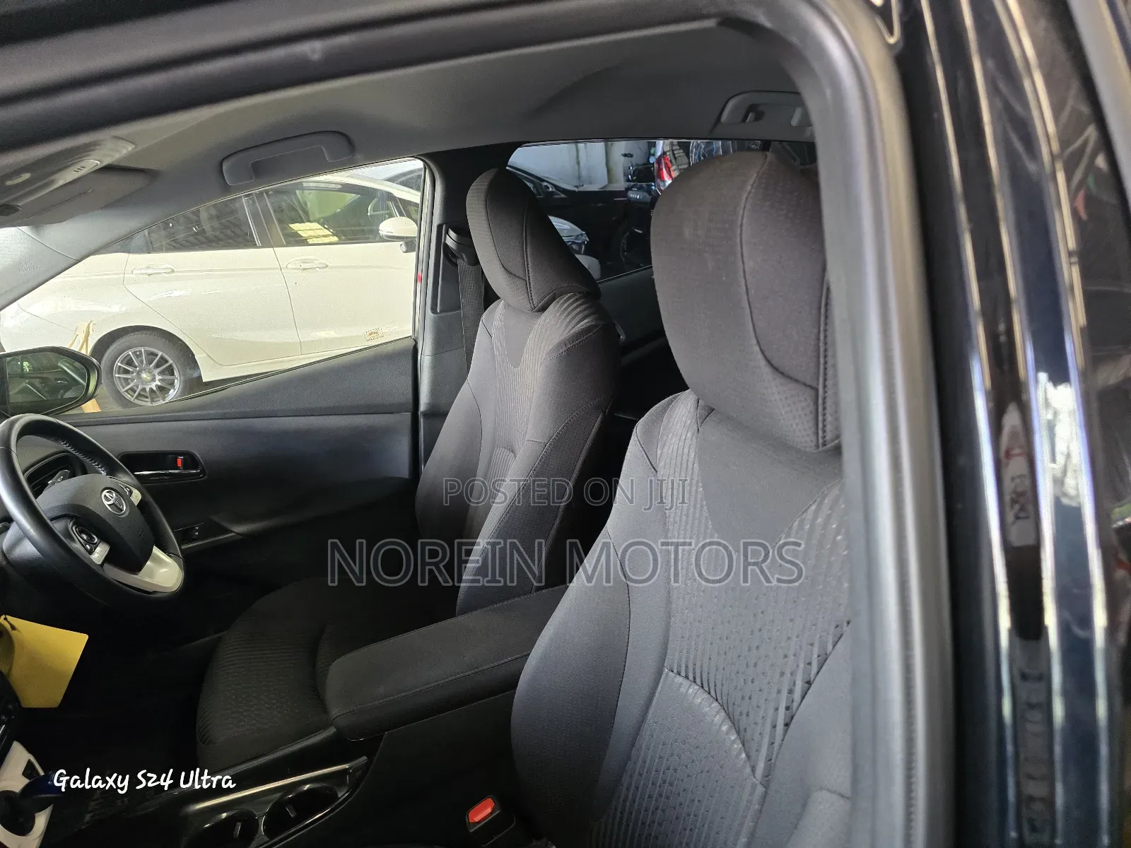 Toyota Prius 2018 Matt Black