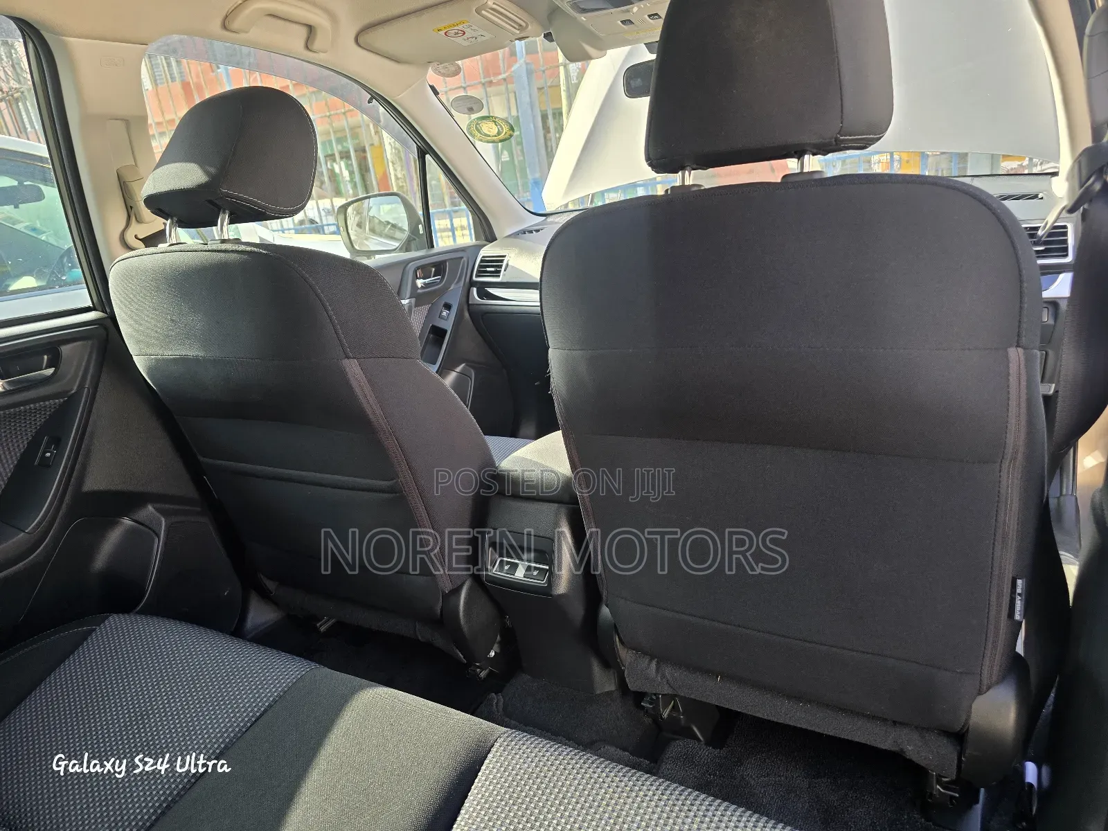 Subaru Forester 2017 Gold