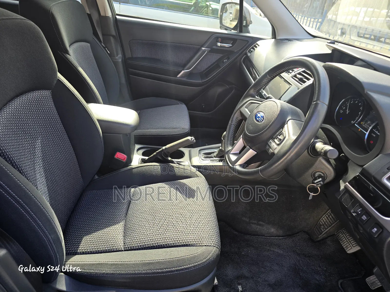 Subaru Forester 2017 Gold