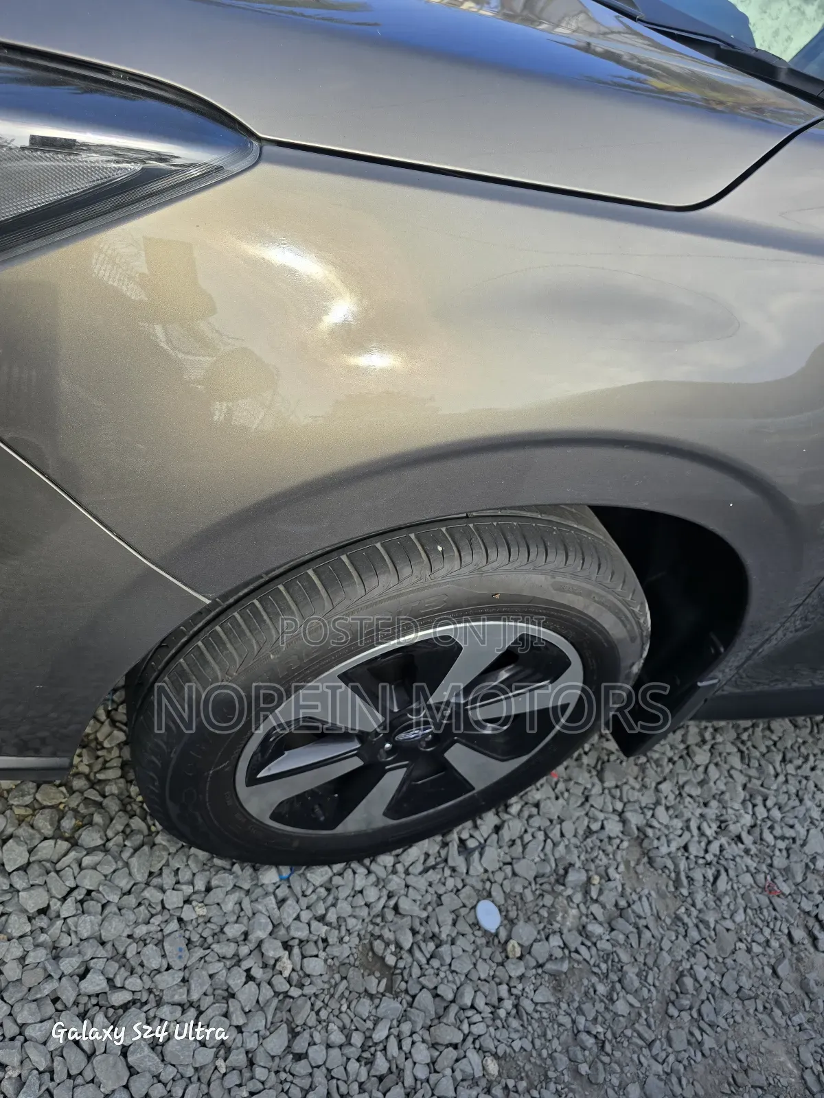 Subaru Forester 2017 Gold