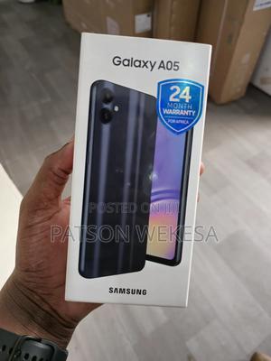 New Samsung Galaxy A05 64 GB Black - main view