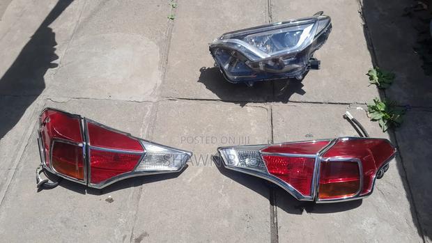 Rav4 2014 Rear Lights /Rear Bumper !! - thumbnail 2
