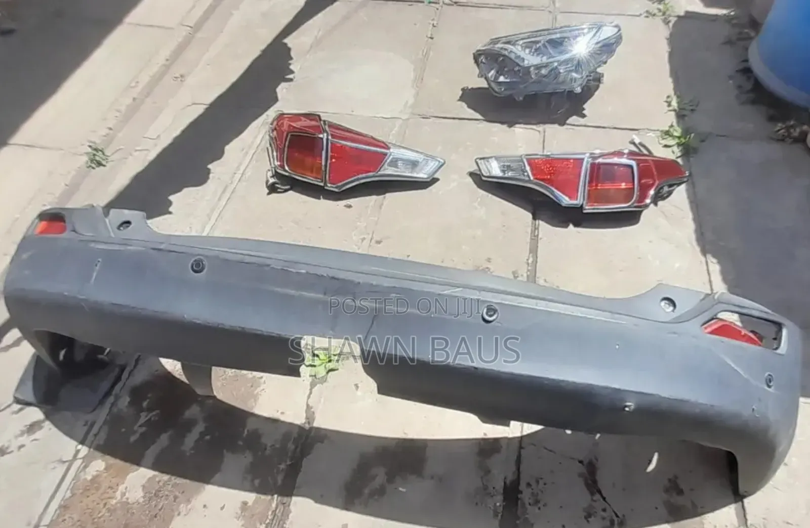 Rav4 2014 Rear Lights /Rear Bumper !!
