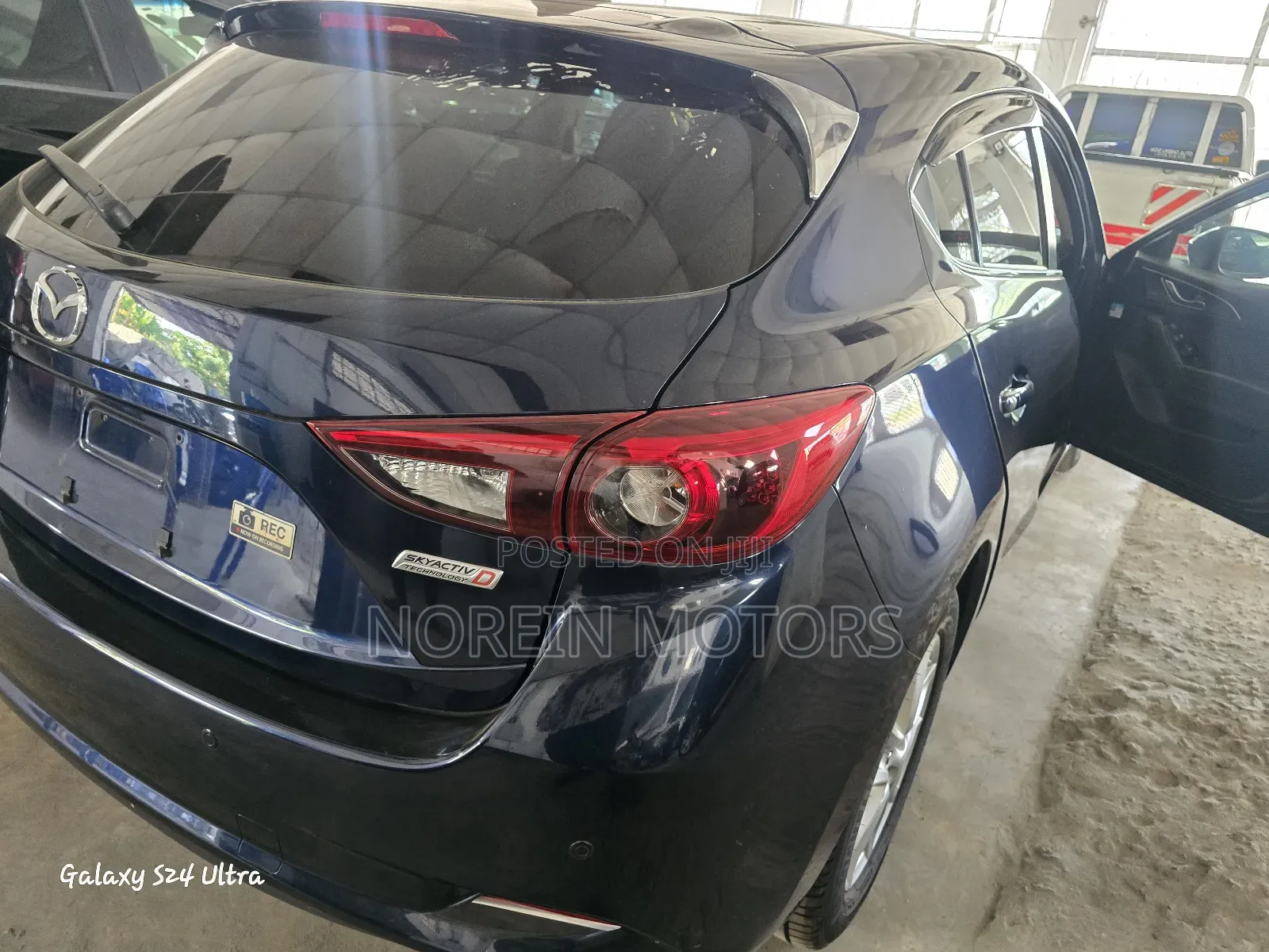 Mazda 3 2017 Blue