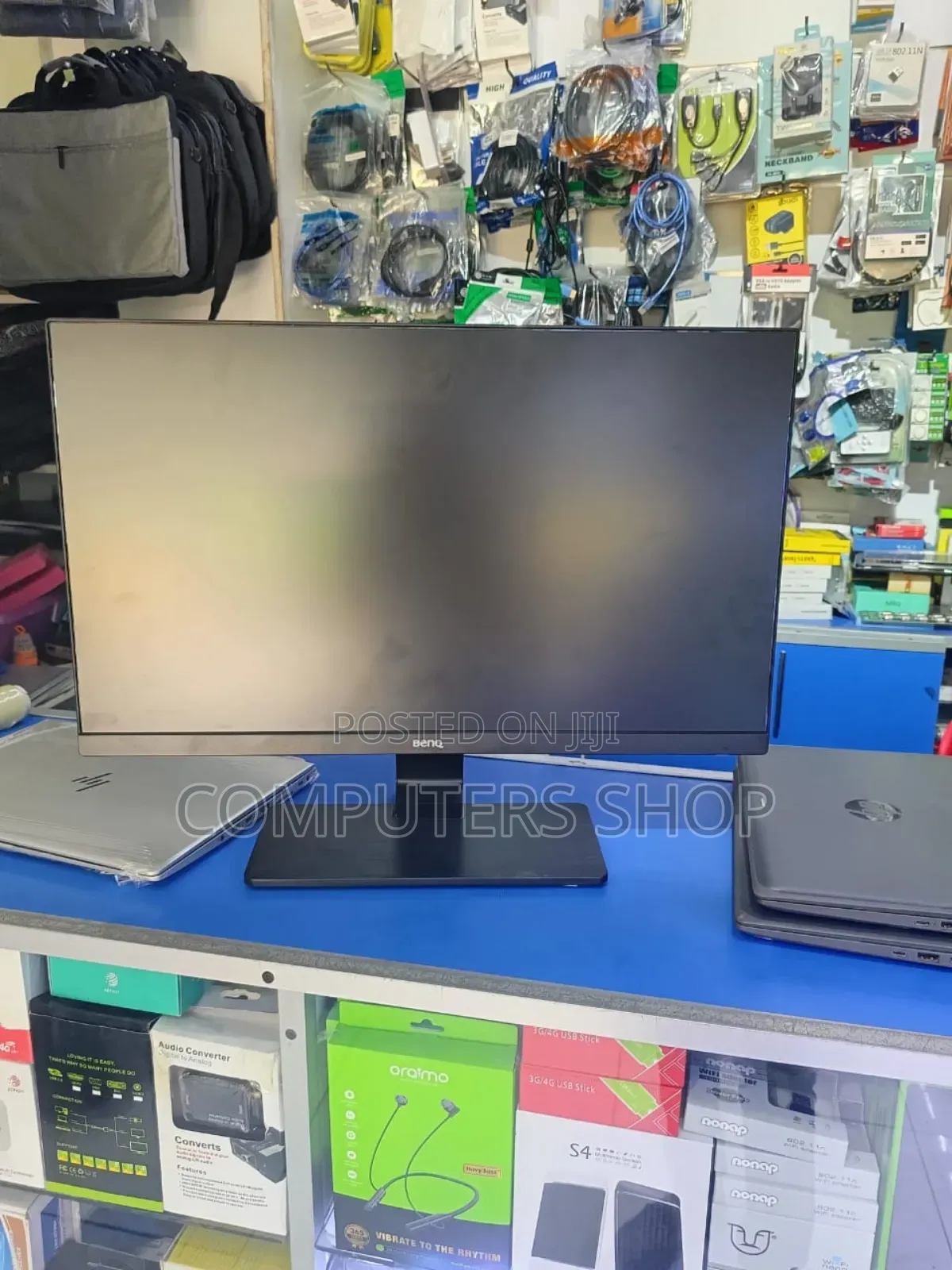 24" Frameless Benq Monitors