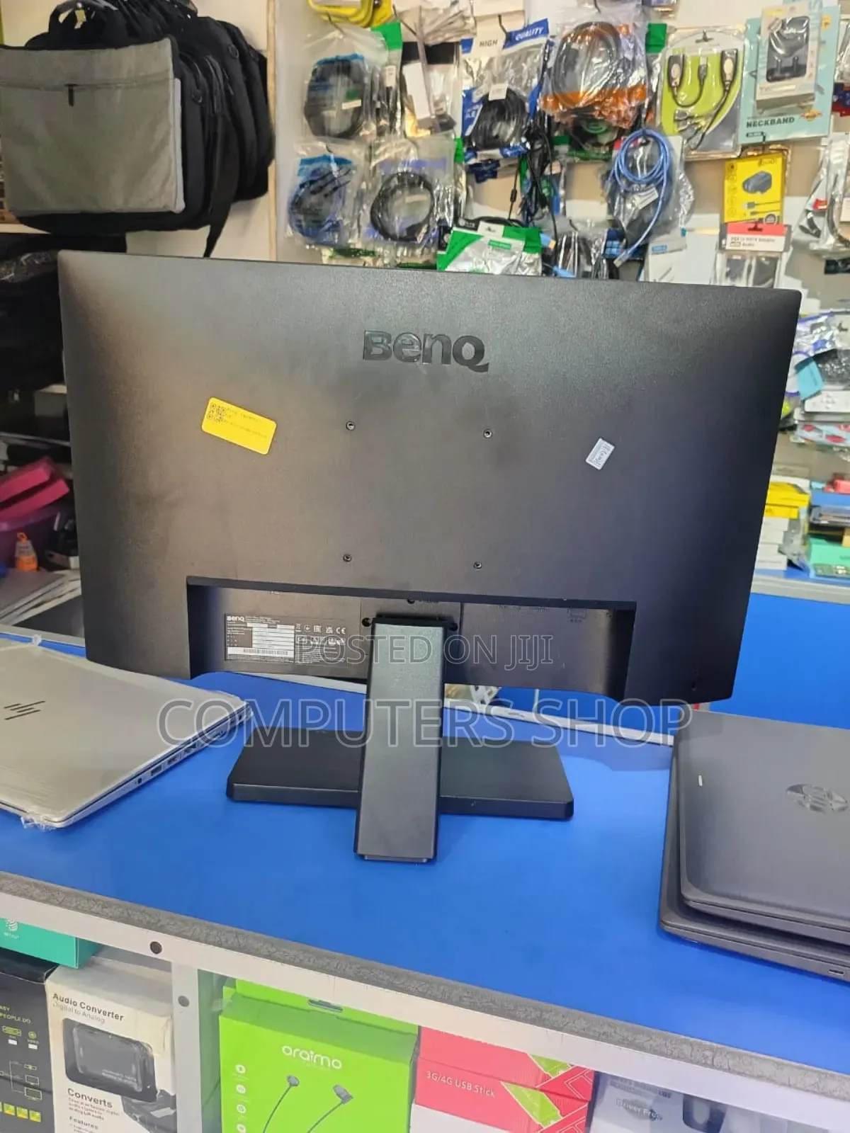 24" Frameless Benq Monitors