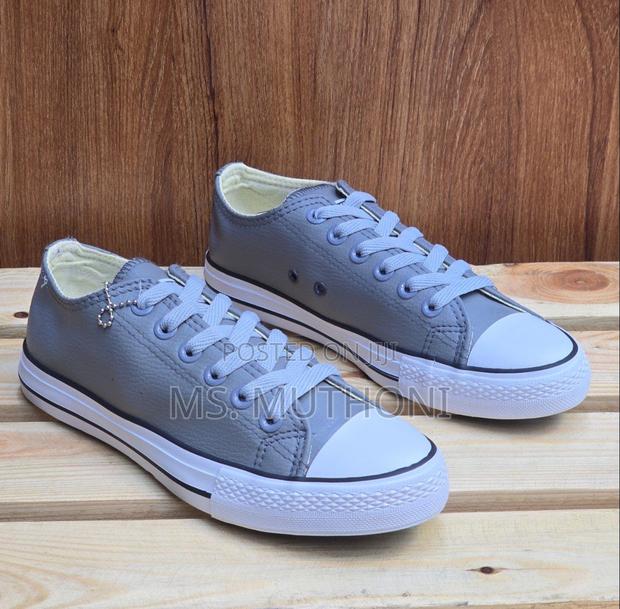 Range of Colors Converse Leather Sizes 36 -45 - thumbnail 3