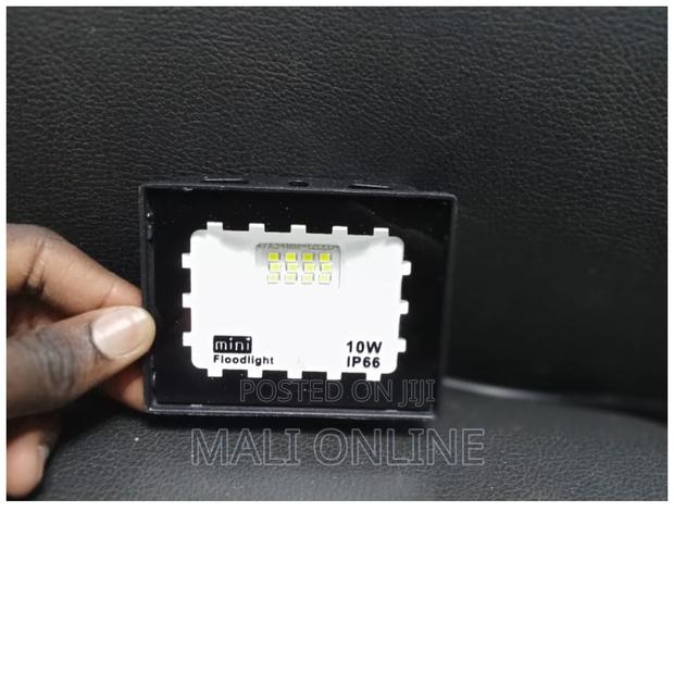10 Watts Mini Led Ac Flood Light - main view