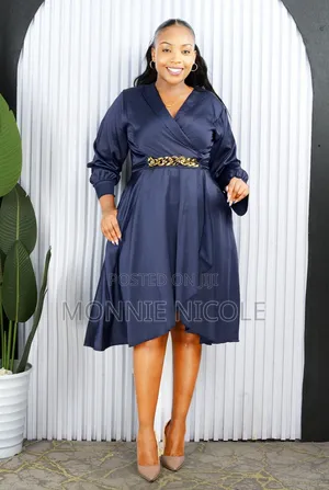 Satin v-Neck Dress(Breastfeeding Friendly)